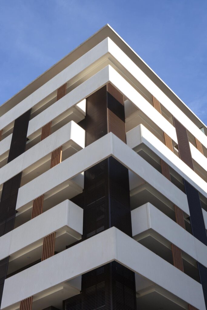 Edificio de 63 viviendas en Parque Venecia