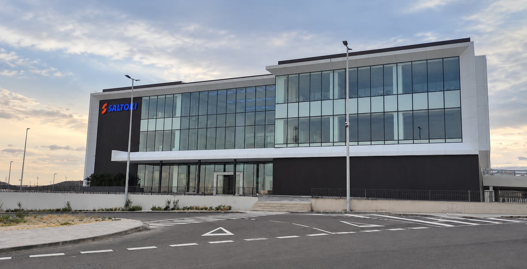 Saltoki Empresarium. Oficinas logísticas en Zaragoza